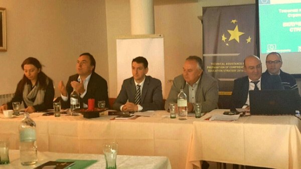 Активно учество на работодавачите во проектот за помош за подготовка на Стратегија за образованието 2016-2020 во Македонија
